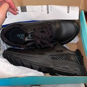 Infinity Cherokee Flow Athletic Shoes